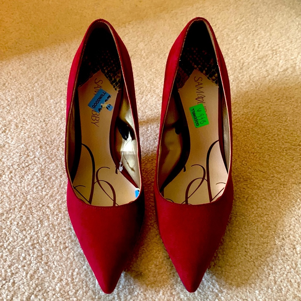 Brand new Sam and Libby red stiletto heels, size 9 1/2